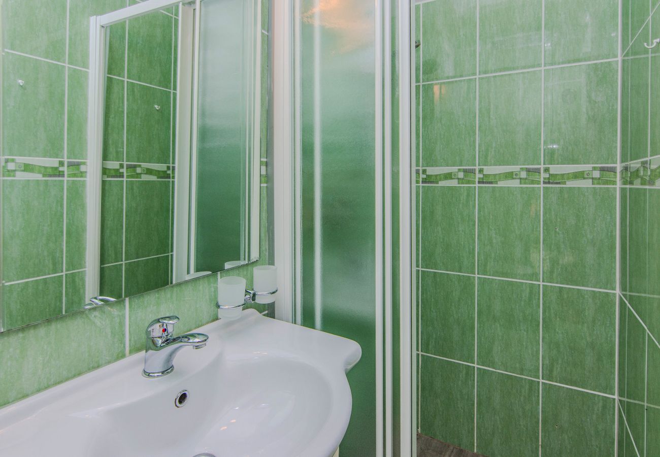Ferienhaus in Maslenica - Ferienhaus Gordana mit Privatpool