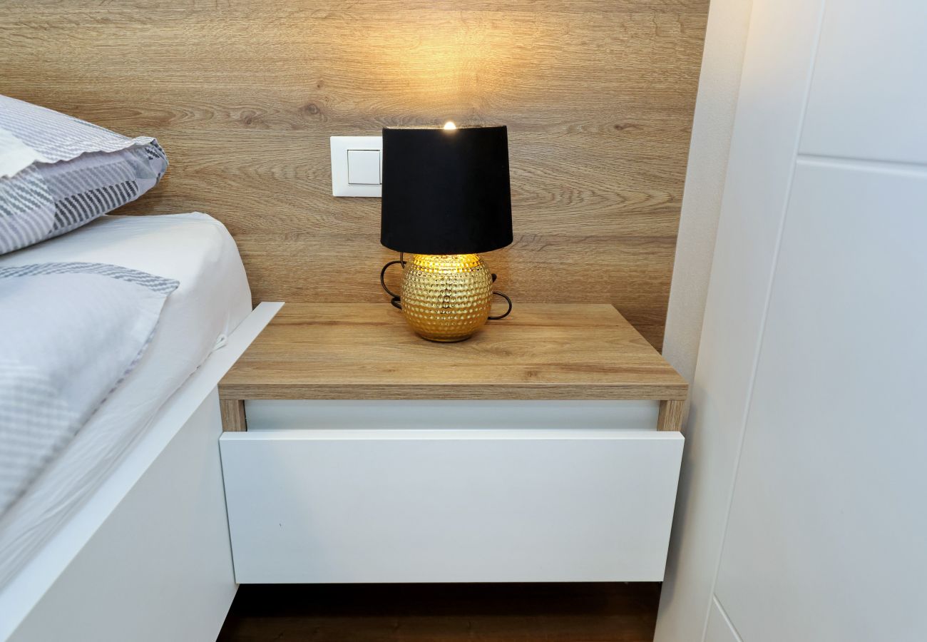 Ferienwohnung in Starigrad -  Ferienwohnung Lux 1 nahe Meer mit Balkon