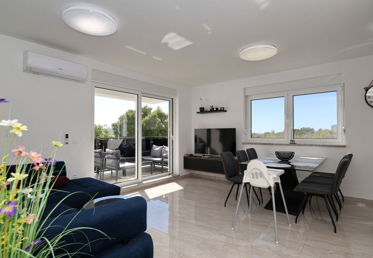 Ferienwohnung in Starigrad -  Ferienwohnung Lux 1 nahe Meer mit Balkon