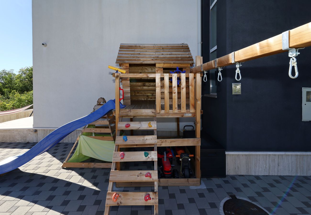 Ferienwohnung in Starigrad -  Ferienwohnung Lux 1 nahe Meer mit Balkon