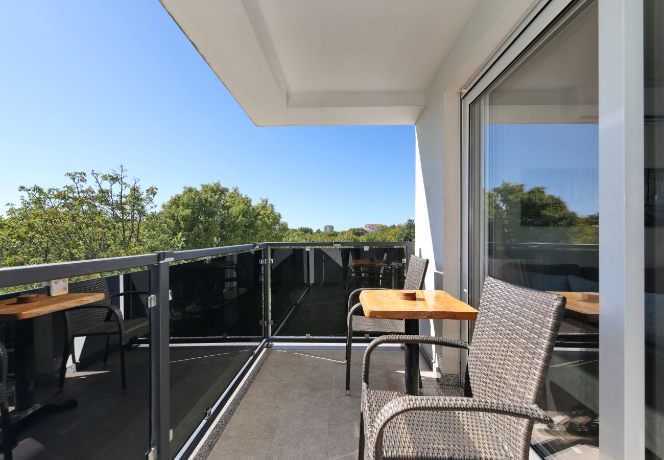 Ferienwohnung in Starigrad - Ferienwohnung Lux 2 nahe Meer mit Balkon