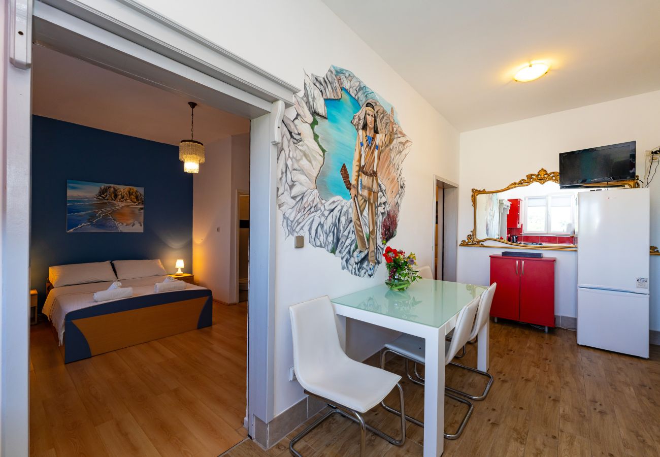 Ferienwohnung in Starigrad - Ferienwohnung Nina No.1 nahe Paklenica