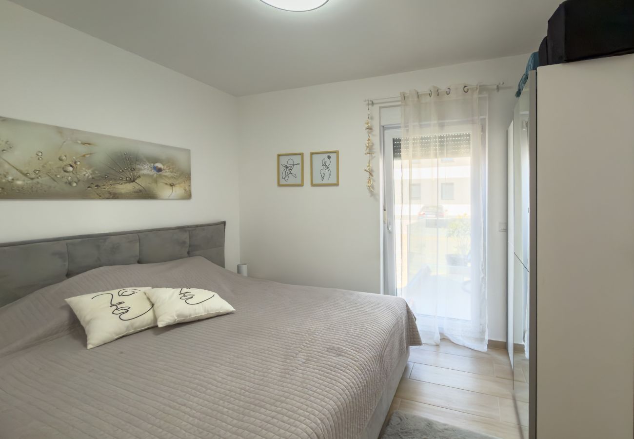 Ferienwohnung in Šimuni - Ferienwohnung Enamare mit Terrasse