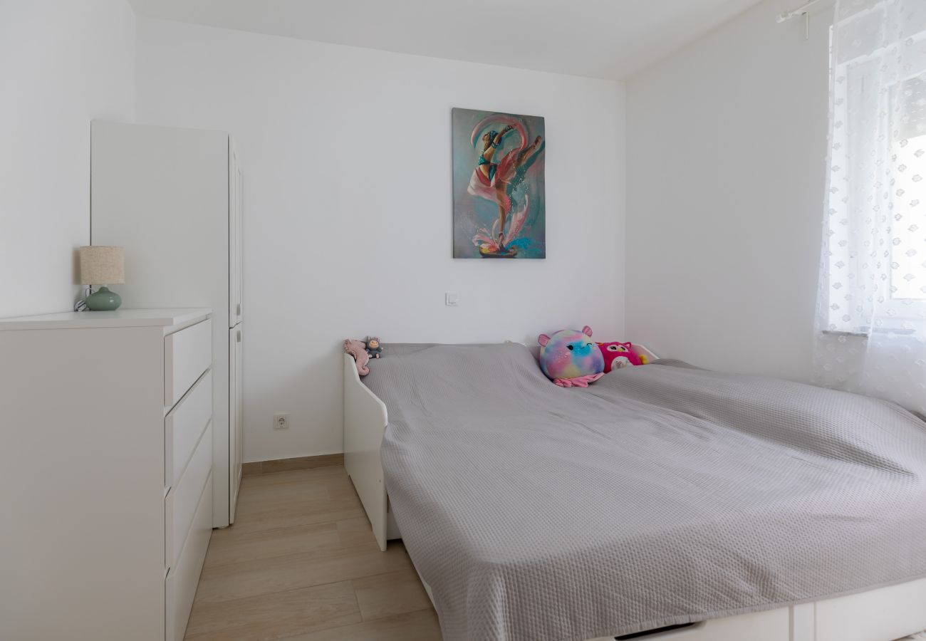 Ferienwohnung in Šimuni - Ferienwohnung Enamare mit Terrasse