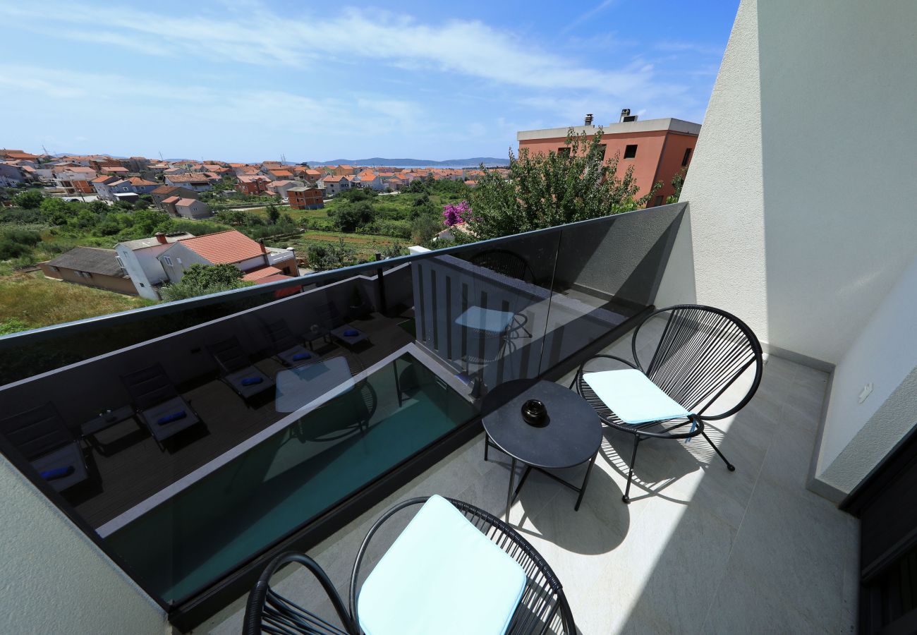 Villa in Zadar - Villa Depaja mit beheiztem Pool