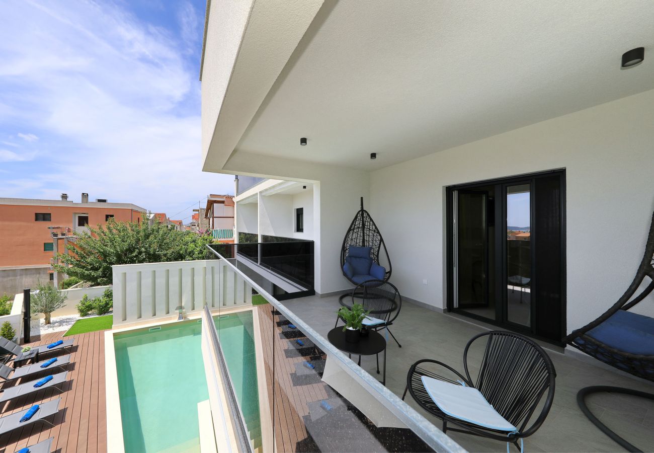 Villa in Zadar - Villa Depaja mit beheiztem Pool