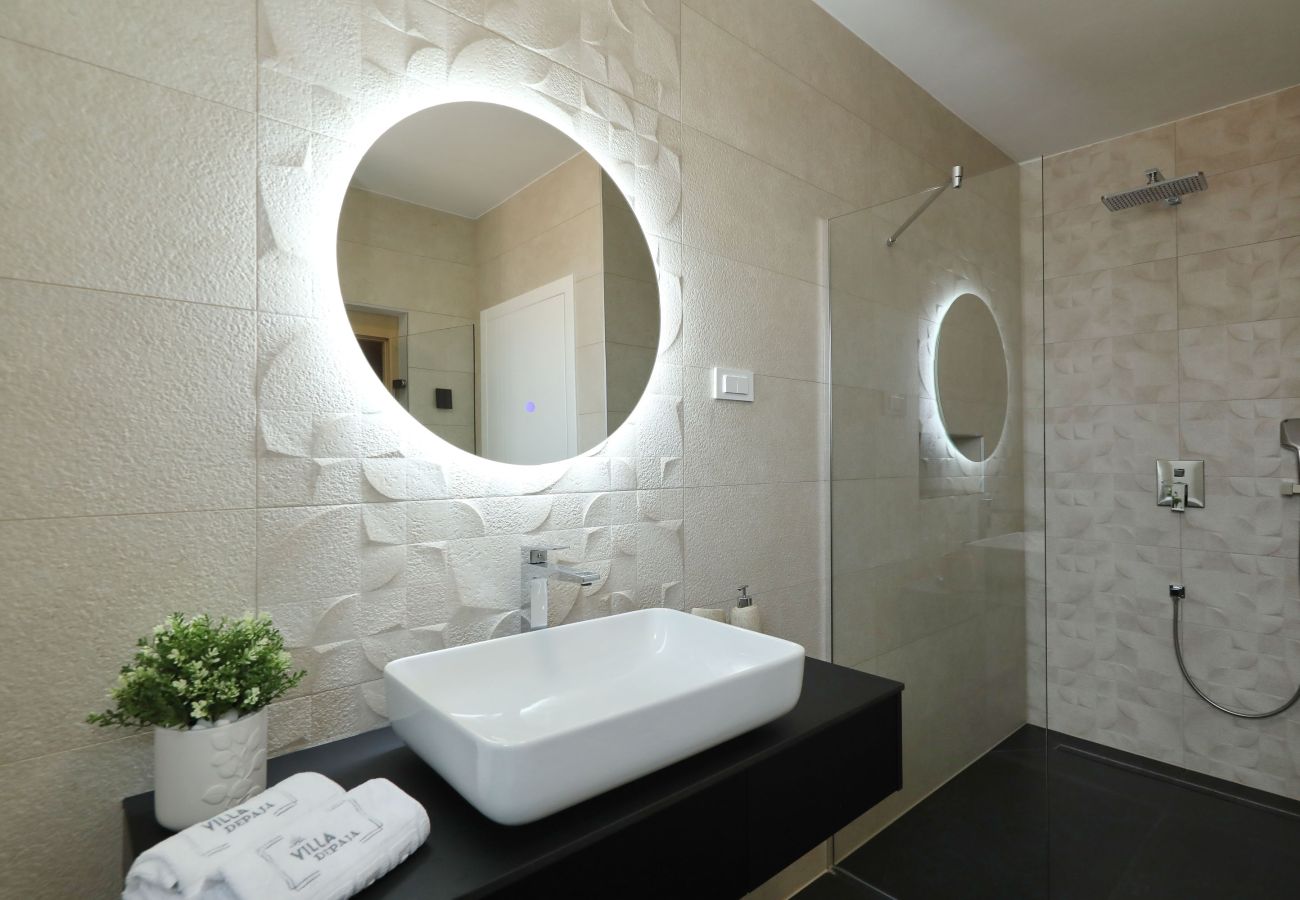 Villa in Zadar - Villa Depaja mit beheiztem Pool
