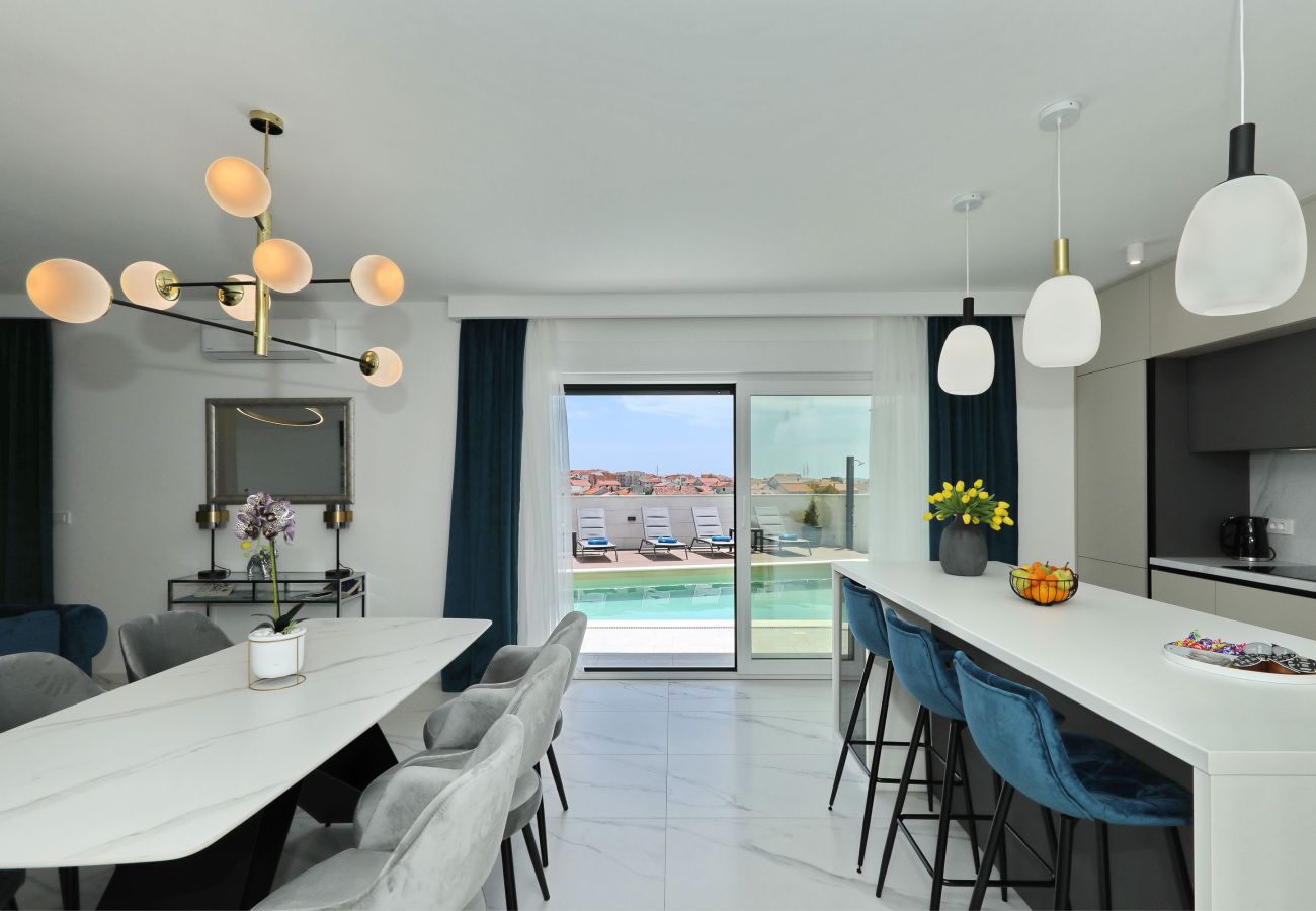Villa in Zadar - Villa Depaja mit beheiztem Pool