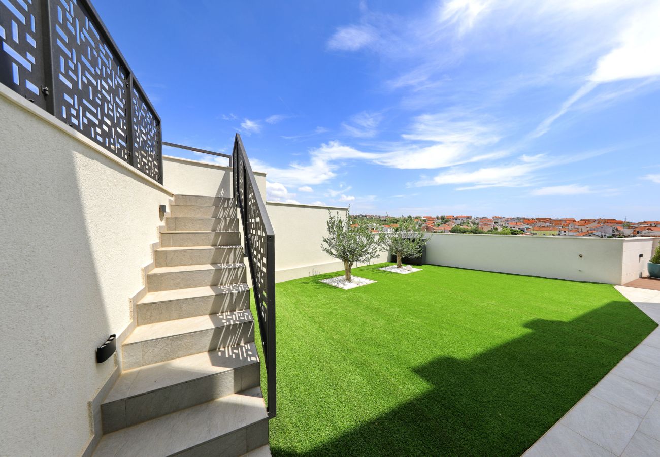 Villa in Zadar - Villa Depaja mit beheiztem Pool